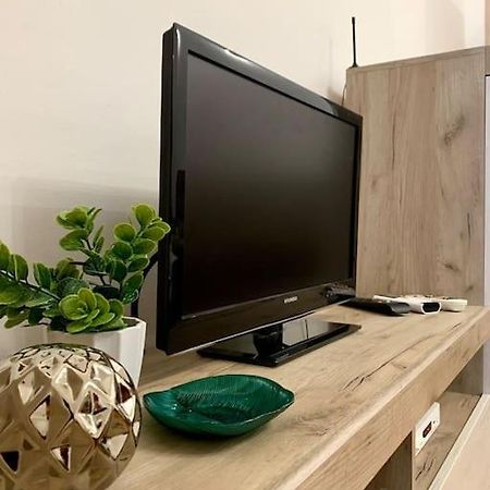 Central City Apartment Skopje Bagian luar foto
