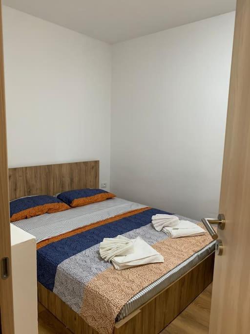 Central City Apartment Skopje Bagian luar foto
